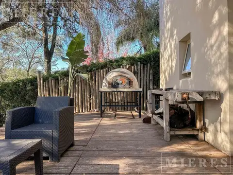 Casa 7 ambientes con 3 baños