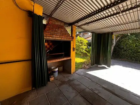 Casa en Venta en Villa Gobernador Udaondo, USD 159.000