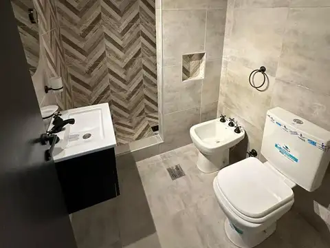 Depto Tipo Casa en Venta 40 años