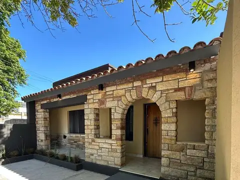 Venta ph 4 ambientes con patio 