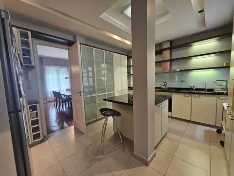 Departamento en Alquiler con 1 cocheras