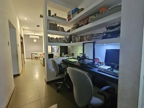 Casa 2 Dorm. con Jardín y Cochera – Tiro Suizo, Rosario