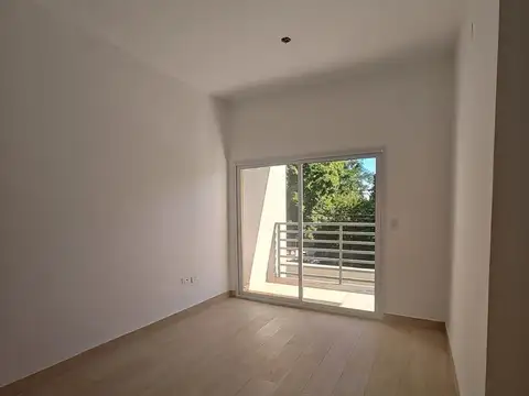 Departamento 2 ambientes. Ubicado Moreno centro.