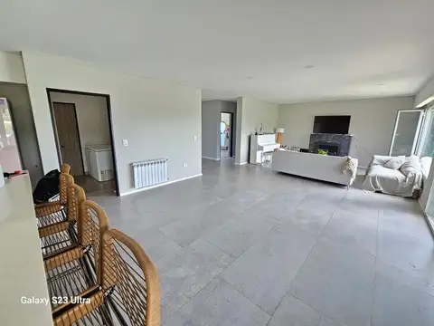 VENTA CASA 6 AMB EN SAN MATIAS AREA 3