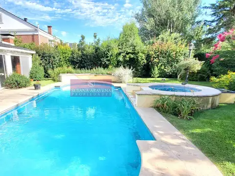Casa en Venta de 4 dormitorios