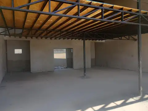 LOCAL COMERCIAL A ESTRENAR MANANTIALES 130M2