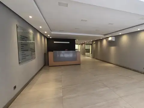 Oficina en Venta en Uruguay y Cordoba, Tribunales