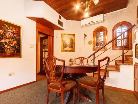 Depto Tipo Casa en Venta 54 años