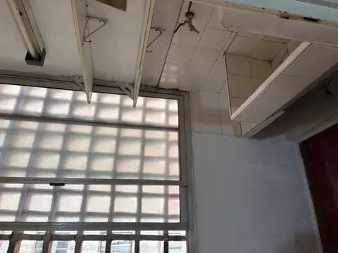 Departamento 1 ambiente con balcon y cocina separada