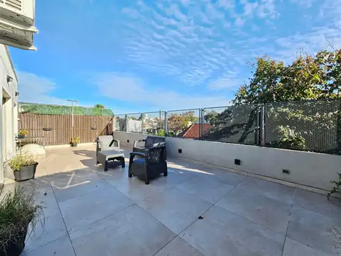 Depto Tipo Casa en Venta de 5 ambientes