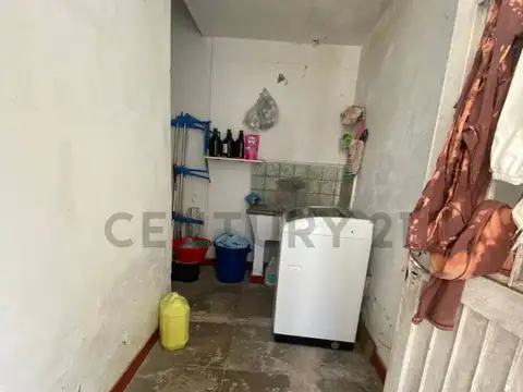 482 E/ 23 Y 24 2800, Piso 0