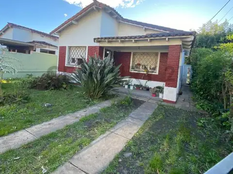 VENTA DE CASA EN GONNET
