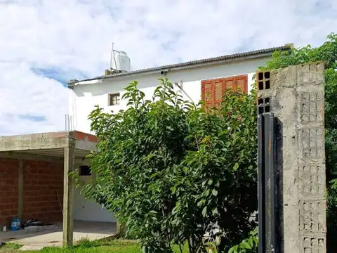 13 bis y 668 , Piso 0