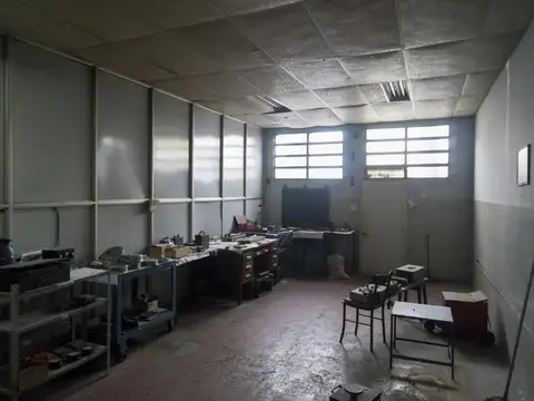 Edificio Comercial DE 624 m2.