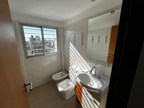 Oficina en Alquiler al Este