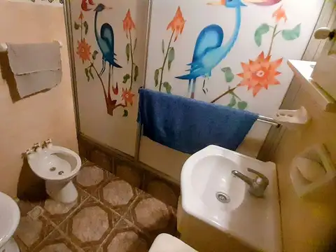 Casa en Venta con 4 cocheras