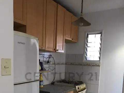 Casa en Alquiler en La Plata, $ 800.000