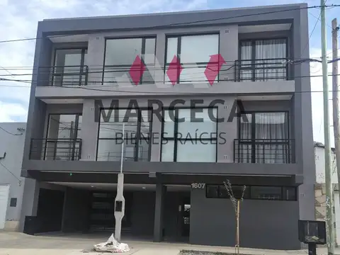 MONOAMBIENTE AMPLIO CON BALCON EN ALQUILER