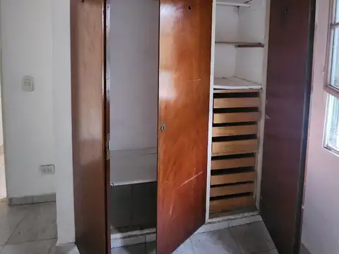 Departamento Ph Dos ambientes con patio.