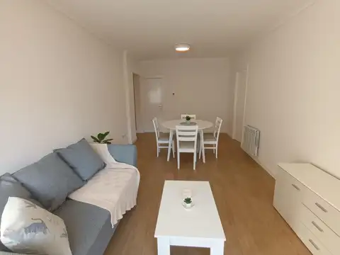 VENTA DEPARTAMENTO 3 AMBIENTES  CON BALCÓN Y COCHERA