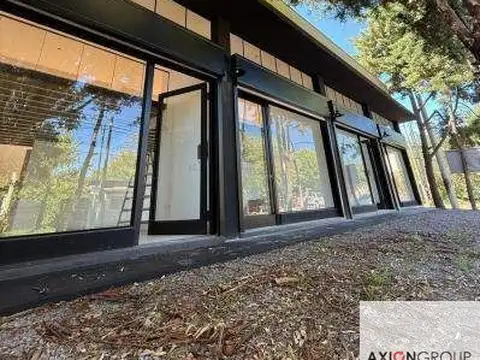 Local en Alquiler en Manuel B Gonnet, $ 900.000