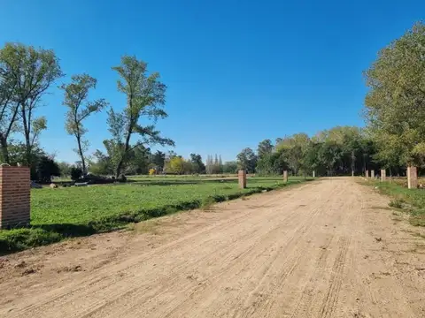 Venta Terreno en Pilar La Lonja, BARRIO EL COMIENZO IV Financiamiento 50%