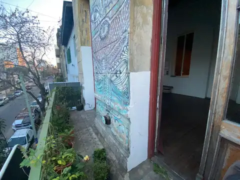 Depto Tipo Casa en Venta 90 años