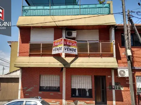 Excelente Departamento 2 AMB c/ Patio + Quincho con parrilla