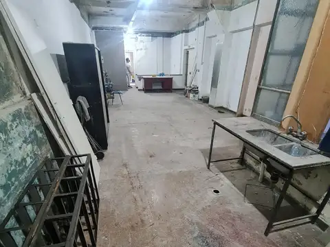 Local en Alquiler en Once, $ 1.500.000