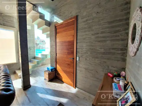 Casa en Venta en Countries y Barrios Cerrados en Berazategui, USD 410.000