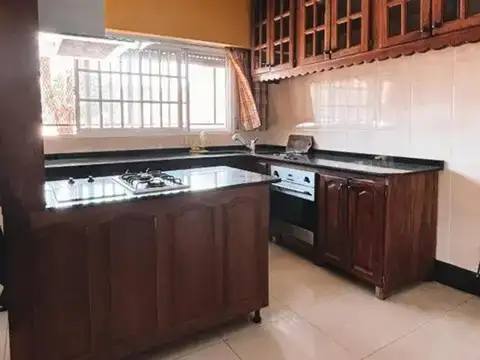 Depto Tipo Casa en Venta de 4 ambientes
