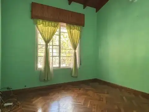 Depto Tipo Casa en Venta con 1 cocheras
