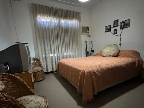 Depto Tipo Casa en Venta con 1 cocheras