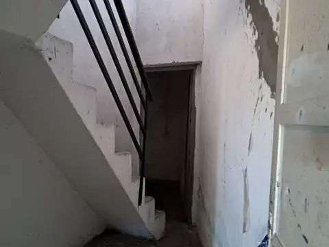 VENTA CASA 3 DORMITORIOS A RECICLAR CARDAL FLORIDA