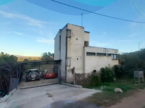 Casa en venta - 2 Dormitorios 1 Baño - Villa Santa Cruz del Lago