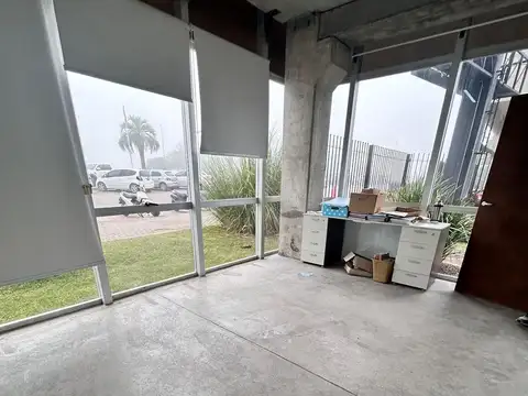 A. J. Paz  bis  1065