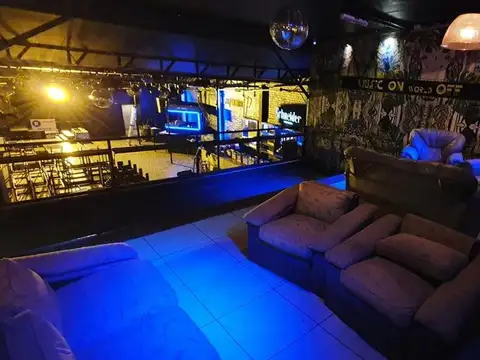 Local en Venta 15 años