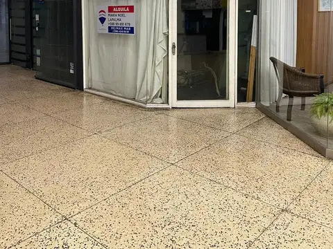 ALQUILER LOCAL COMERCIAL SOBRE AVENIDA GORLERO