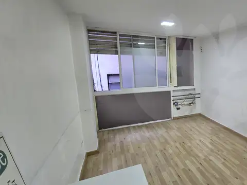 Oficina en Venta en Centro calle 8, USD 19.000