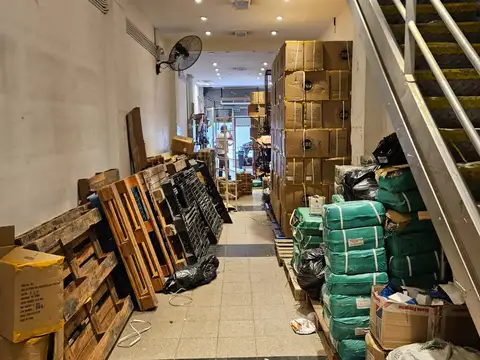 Local en Alquiler en Once, $ 7.200.000