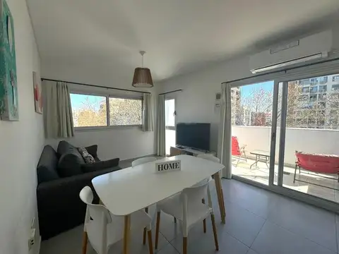 Francisco Acuña de Figueroa 1200