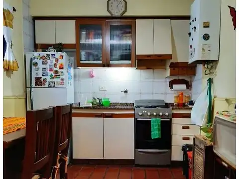 Depto Tipo Casa en Venta en Villa Pueyrredon, USD 142.000