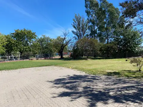 Terreno en Alquiler 30  mts Frente