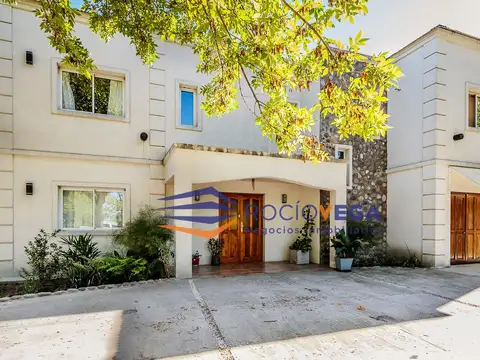 Casa en  venta en El Nacional Club de Campo, General Rodriguez