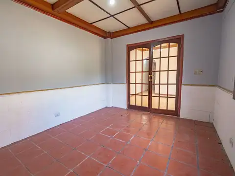 VENTA 2 CASAS en un mismo terreno "LUIS GUILLON"