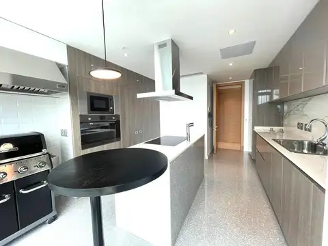 Departamento 5 ambientes con 4 baños