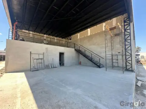 Local en Alquiler en Moreno, USD 1.235