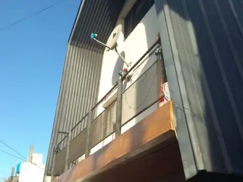 Venta de Casa  4 Amb. con  180m2 en SAN JUSTO