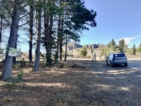 Lotes en PH con planos aprobados para edificar vivienda.