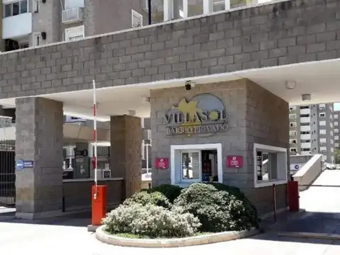 VENTA COCHERA - COMPLEJO VILLASOL - BARRIO PRIVADO
